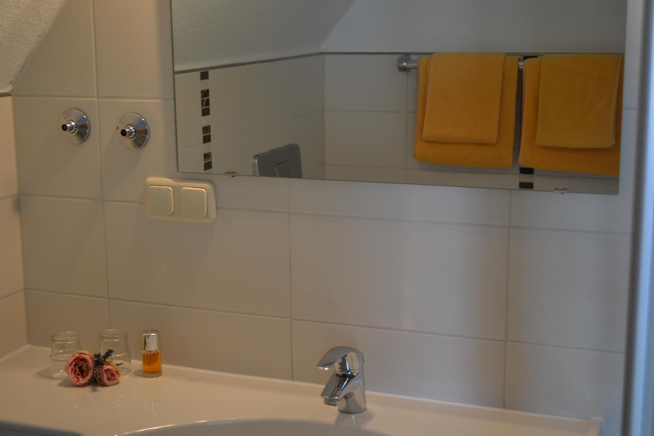Hotel-Gasthof Rotes Ross Markt Einersheim Bagian luar foto