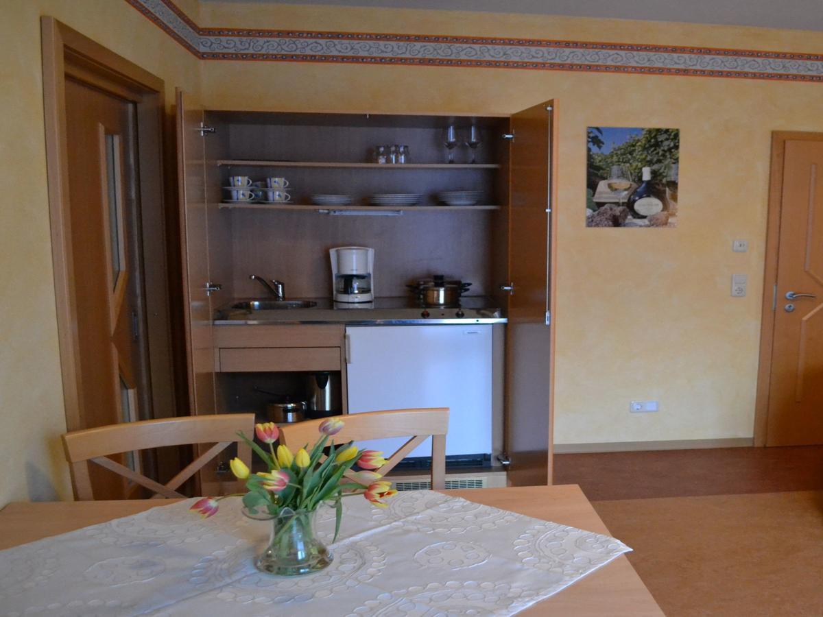 Hotel-Gasthof Rotes Ross Markt Einersheim Bagian luar foto