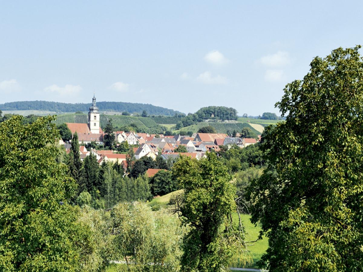 Hotel-Gasthof Rotes Ross Markt Einersheim Bagian luar foto