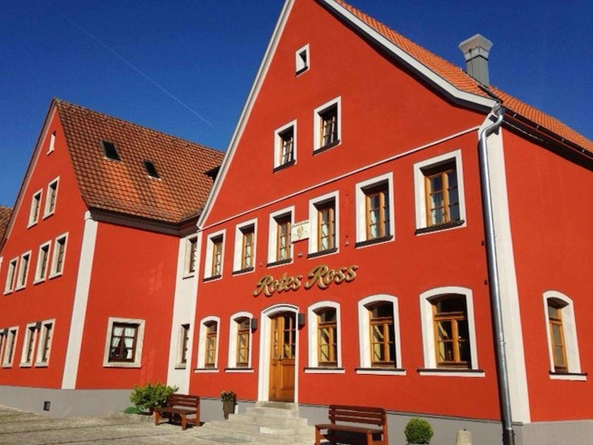 Hotel-Gasthof Rotes Ross Markt Einersheim Bagian luar foto